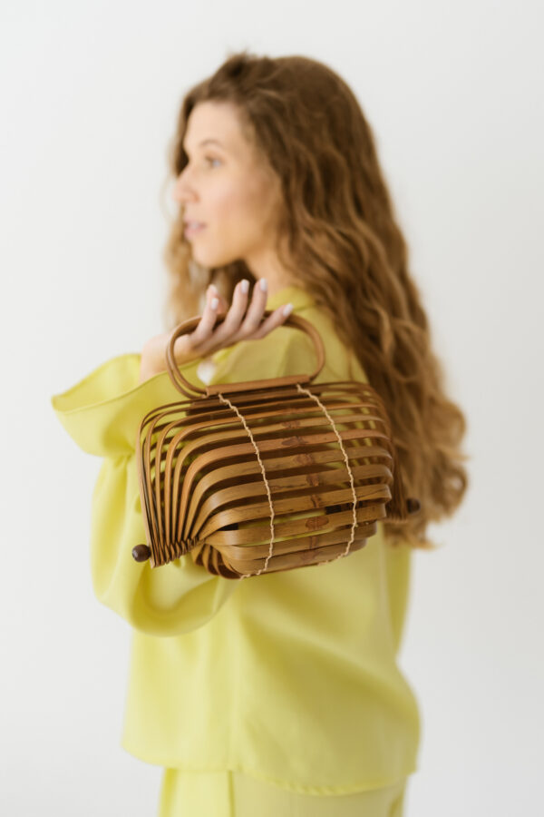 Naomi - Image 13